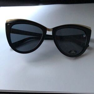 NIB Prive Revaux The Juliet Black & Gold Cat Eye Sunglasses